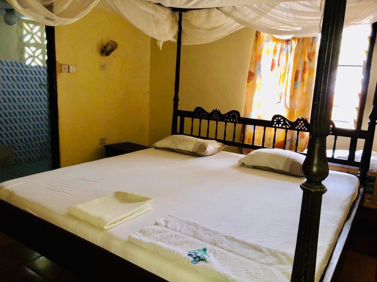 Miwa Holiday Resort Diani Beach Eksteriør billede